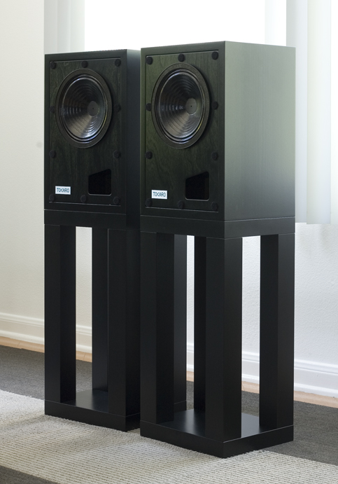 The Tocaro 30D Loudspeaker with and without grilles